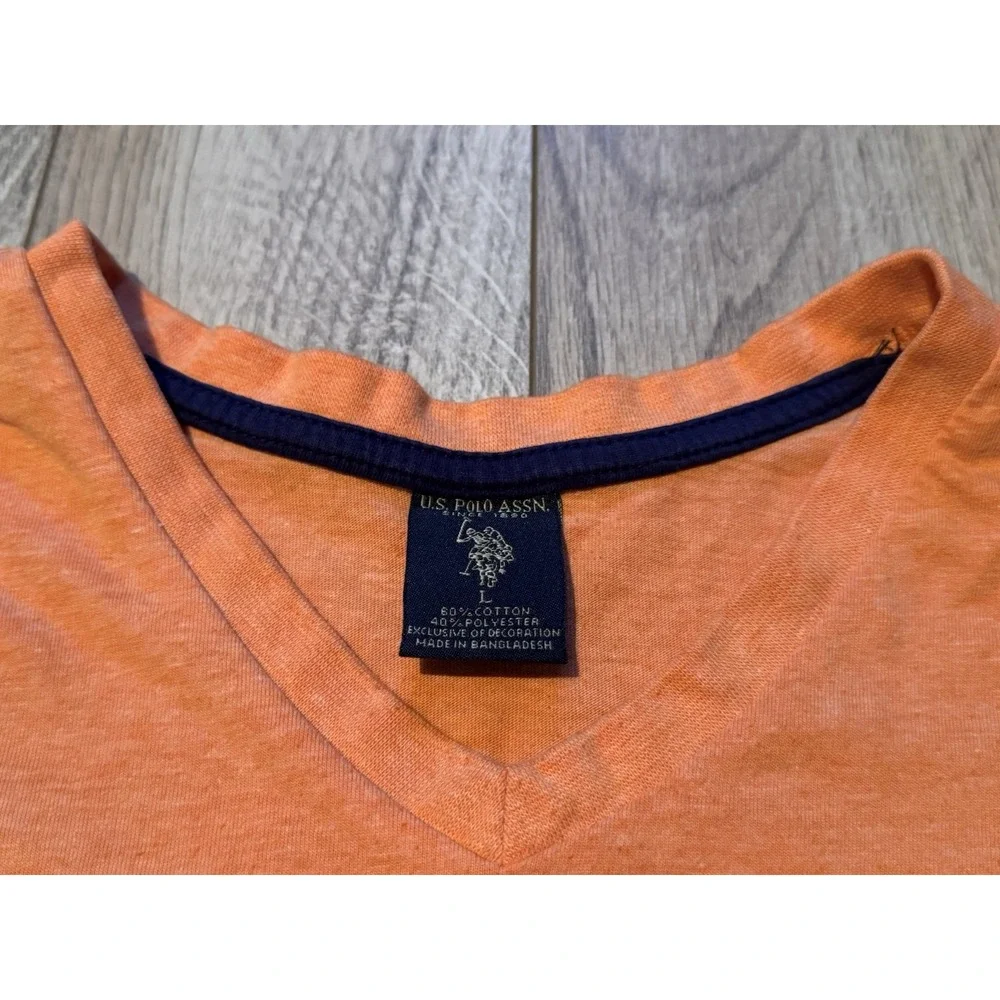 US‎ Polo Assn Mens V-Neck T-Shirt Large Orange Heathered Short Sleeve Logo